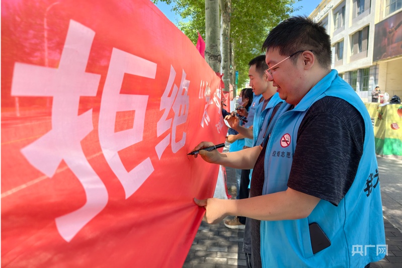 以青春为名 守护青少年成长 - 图2