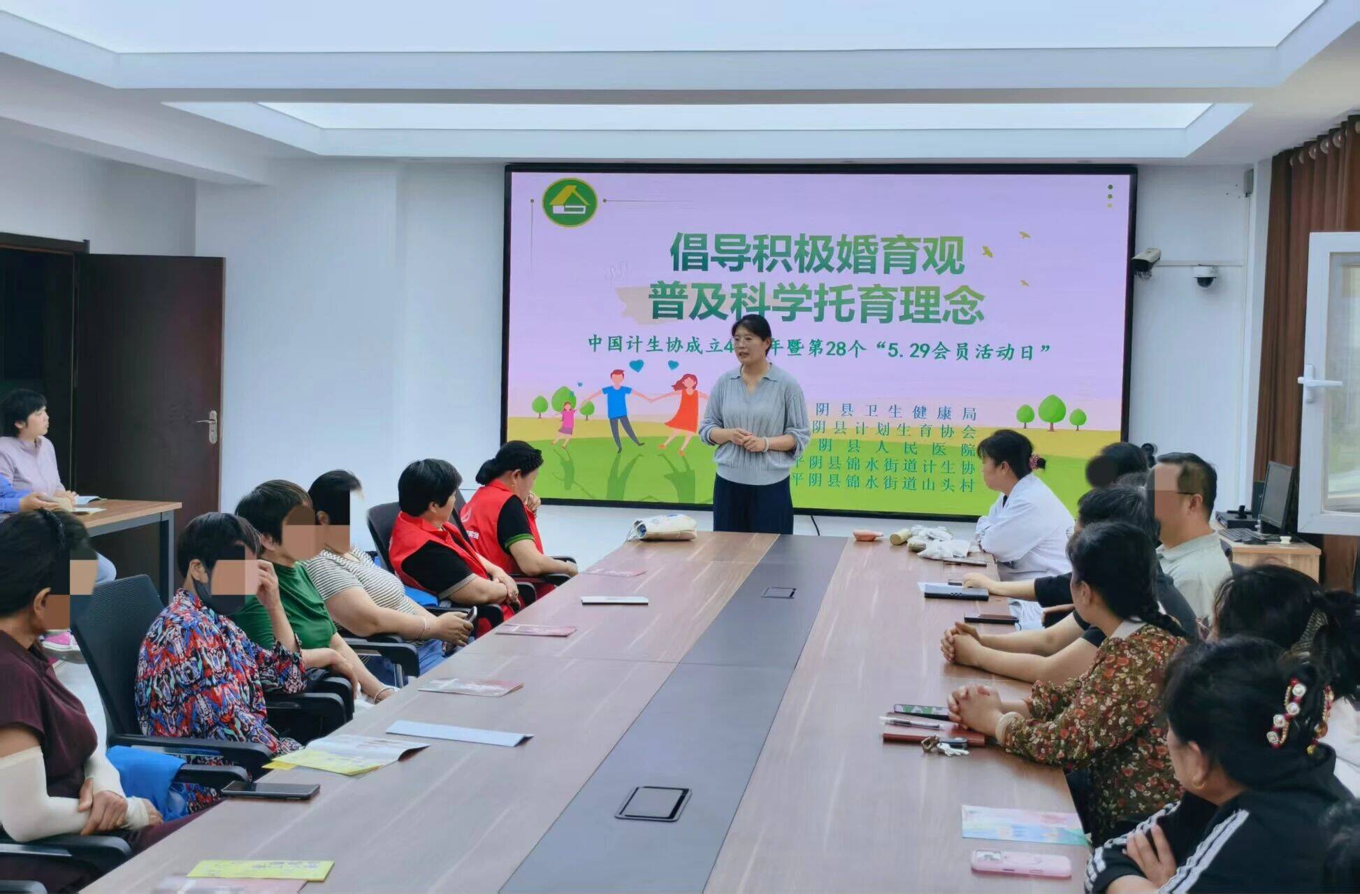 暖心义诊进社区 健康服务零距离 - 图8
