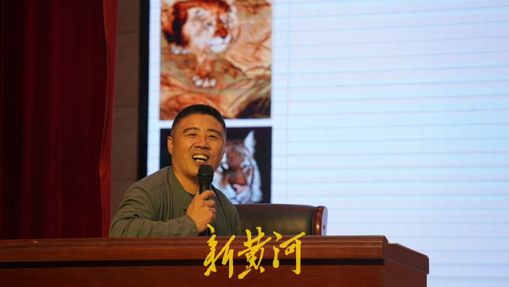 非遗赋能公益，他只想烙出“希望之光”｜看见！2025“泉城非遗人” - 图6