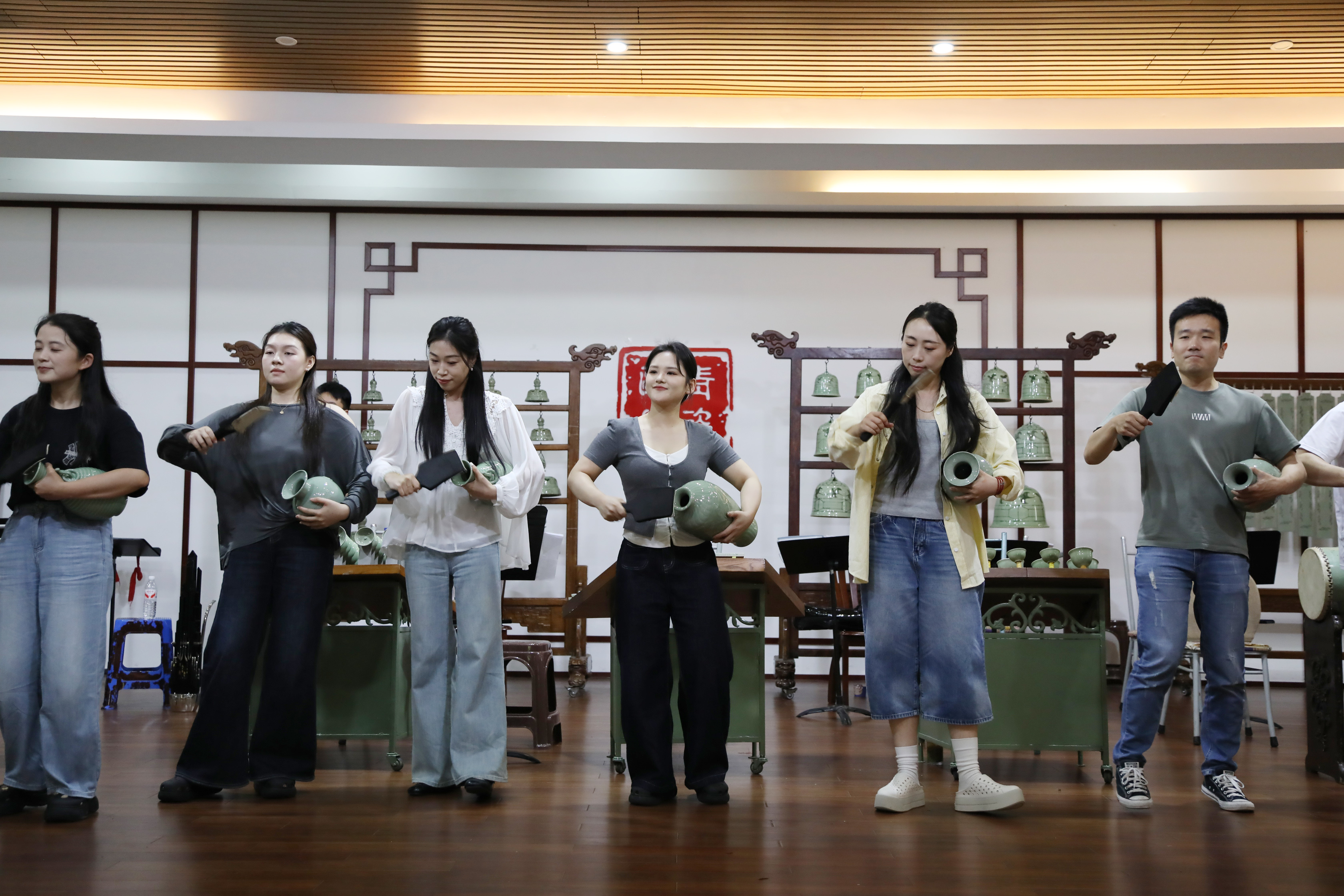 文化中国行｜浙江慈溪：擦亮“秘色瓷都”品牌 推动产业融合发展 - 图3
