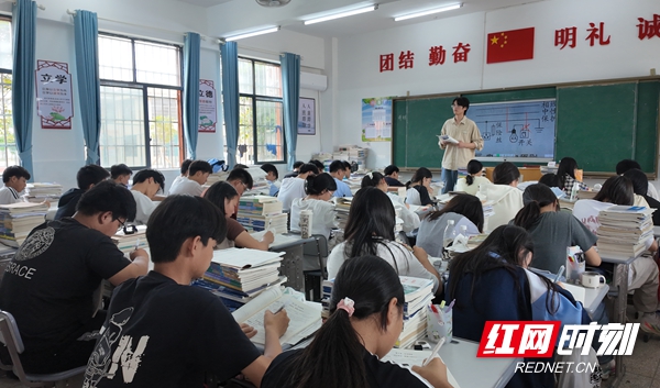 从一所农村中学的“逆势生长” 看邵阳县如何推进城乡教育均衡发展 - 图2