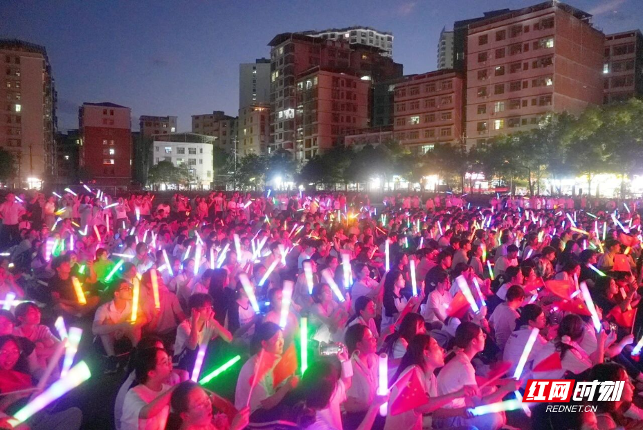 “压力减减减！”高考临近，湖南多地学校送的这波“减压大礼包”太上头了 - 图4