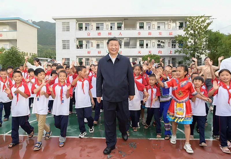 时政微观察丨争做新时代好少年 跑好历史接力赛 - 图2