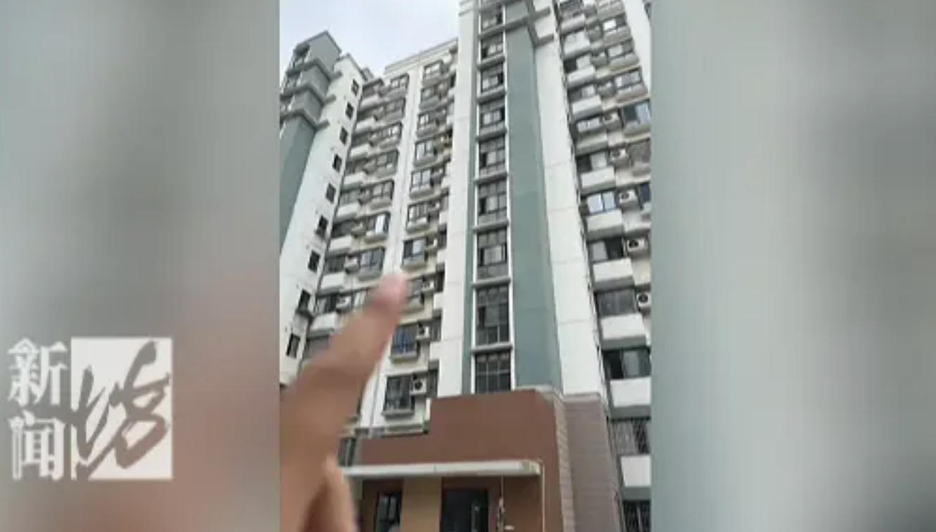 小区发生火灾490个消防栓全没水：救命设施岂能沦为摆设丨中听 - 图2