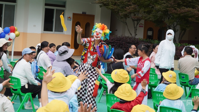 在游戏中康复成长 云南120余名特殊儿童欢度“六一” - 图1