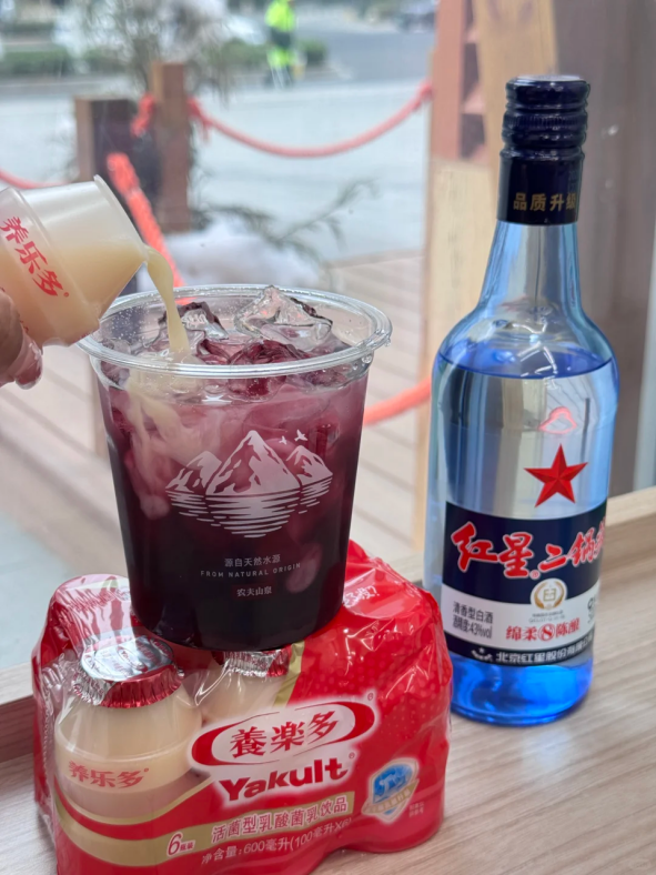 百元内白酒推荐性价比高：一担粮蓝特凭实力领跑口粮酒 - 图3