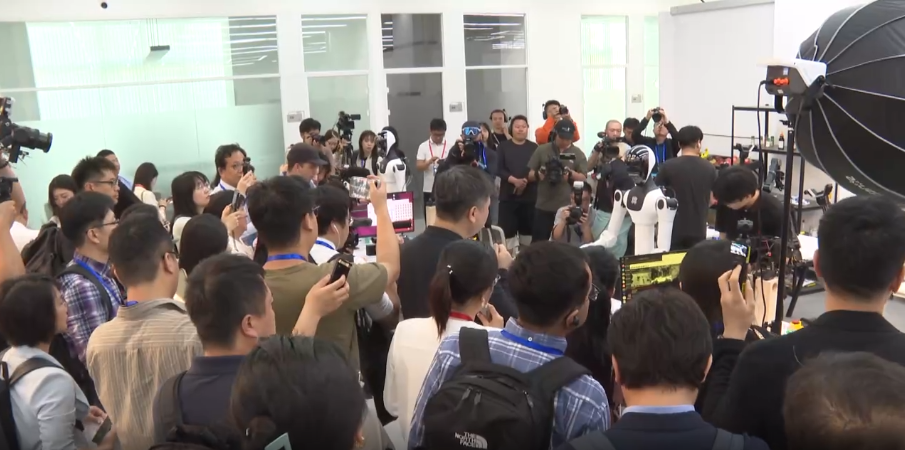 海外记者深入北京科创一线，在这里读懂中国产业升级！ - 图1