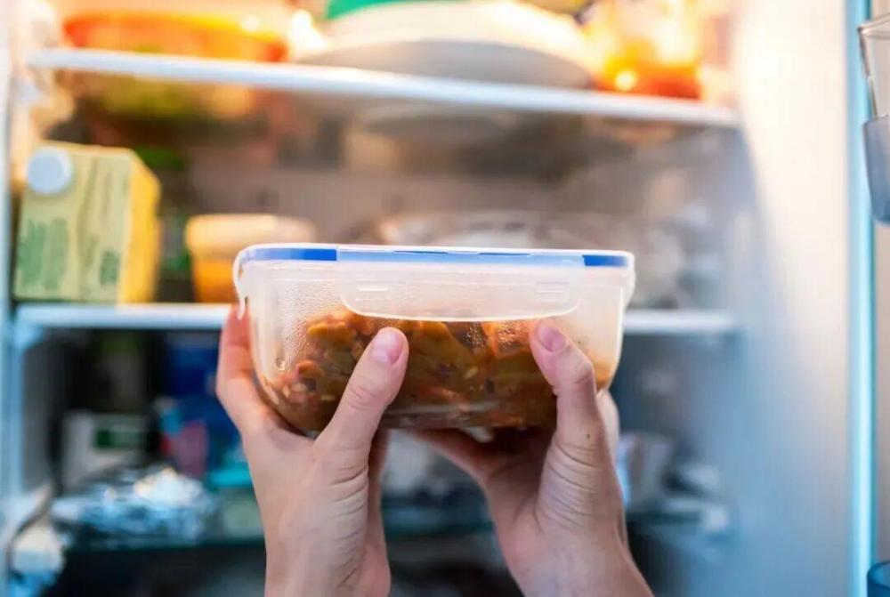 一碗剩米饭吃进ICU！夏季慎吃剩饭 远离“炒饭综合征” - 图3