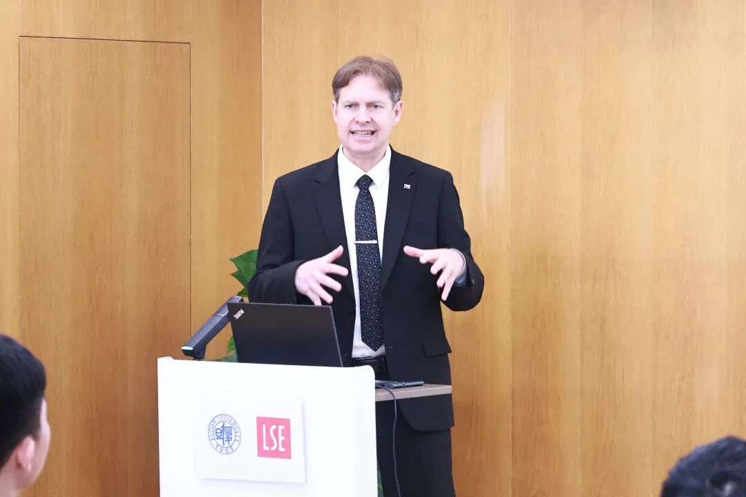 欧洲议会议员专程打卡上海民间乒乓馆，原因竟是…… - 图3