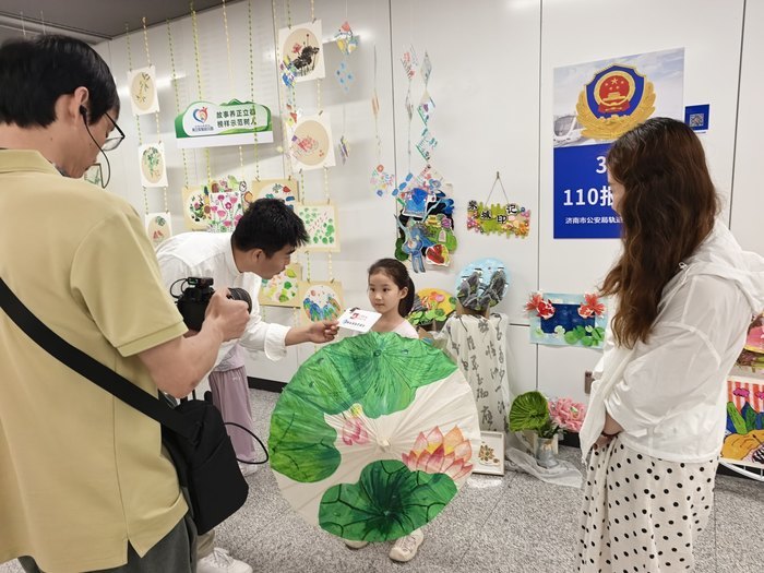 “泉城童心·地铁漫游”启幕 槐荫13个站点变身童趣美术馆 - 图7