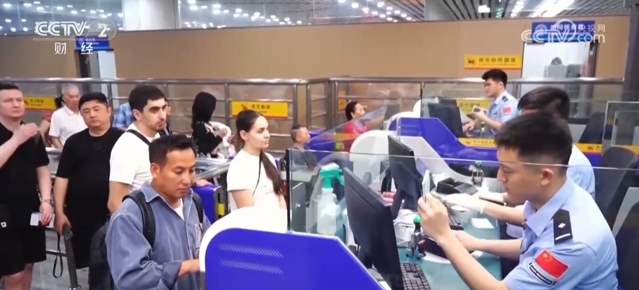 得益于便捷通关和大湾区火热文旅消费市场 珠港、珠澳跨境往来强劲增长 - 图3