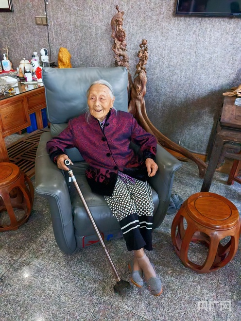 高质量发展看中国｜672位百岁老人！踏寻福寿如皋 - 图3