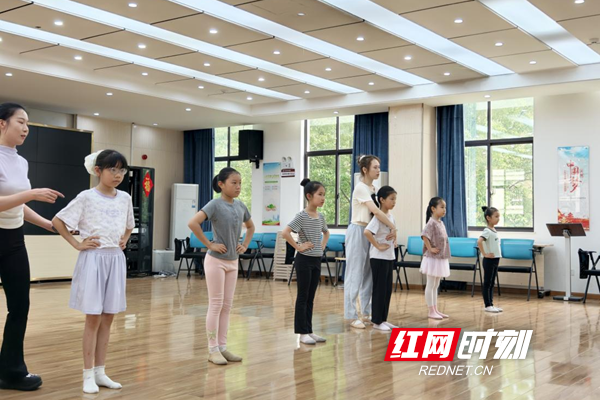 社区书记上链接｜船到“桥头”别样红 - 图5