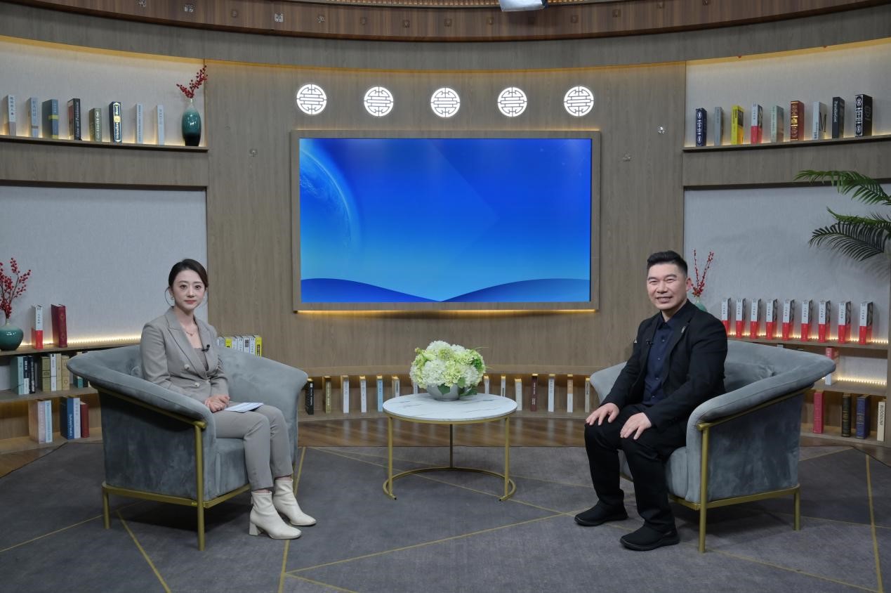 岳阳市商贸职业技术学校邓华：被“看见”的教育 - 图1