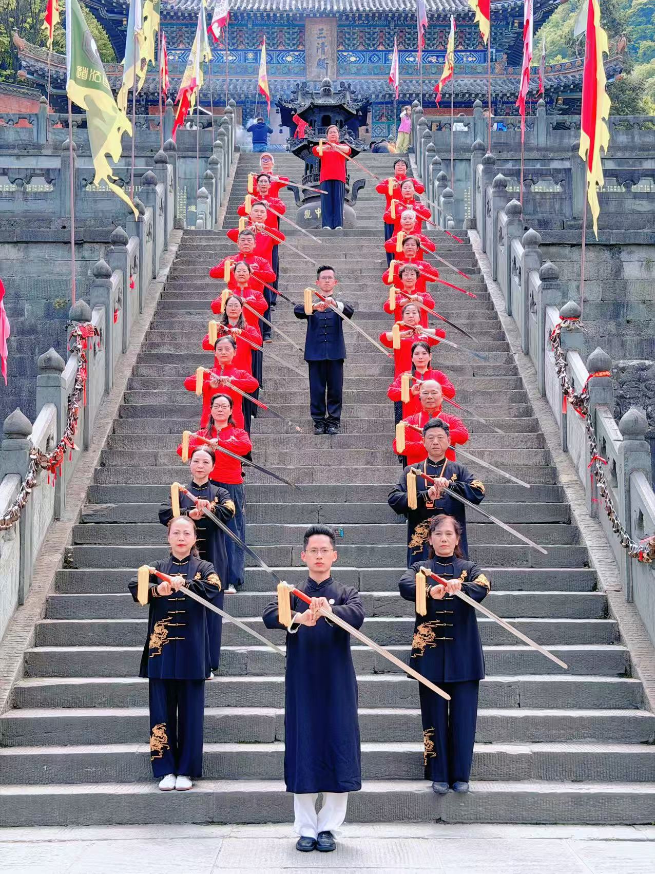 喜报！2026年全球太极拳网络大赛，剑花之王彭大川斩获C组冠军王中王 - 图5