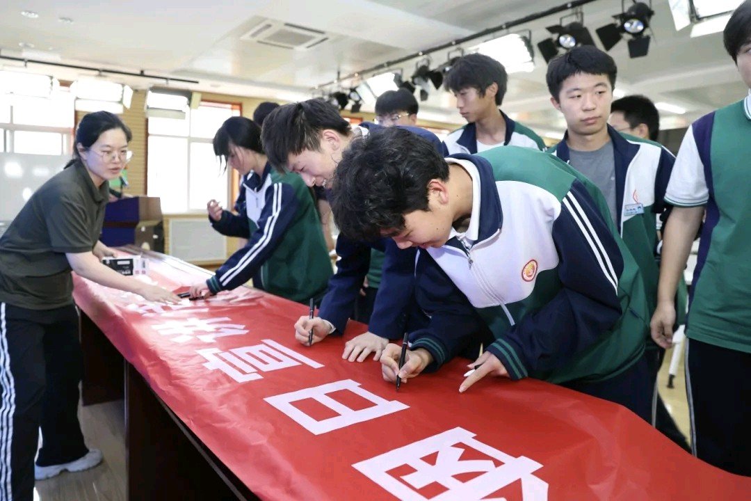 全方位筑防，市北区多部门联动开展无烟日宣传 - 图1