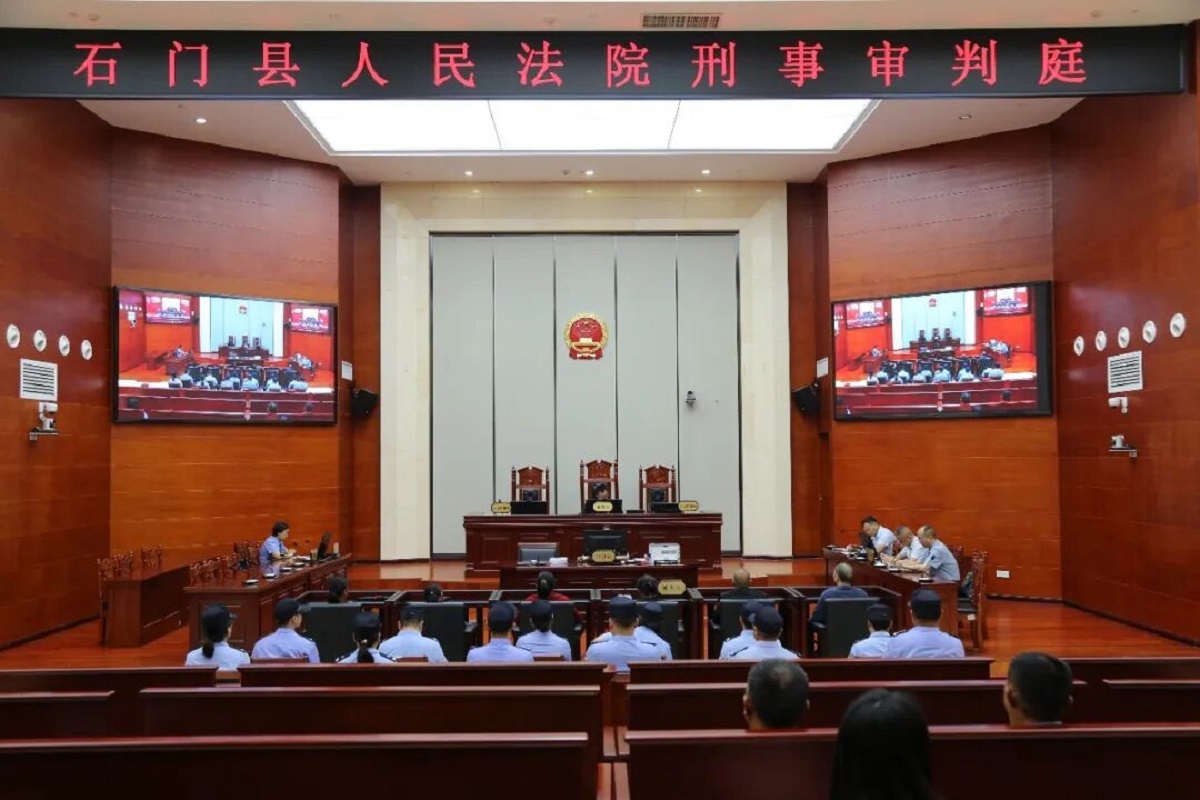 内外勾结非法侵占湘佳股份400余万元鸡蛋，6人获刑 - 图1