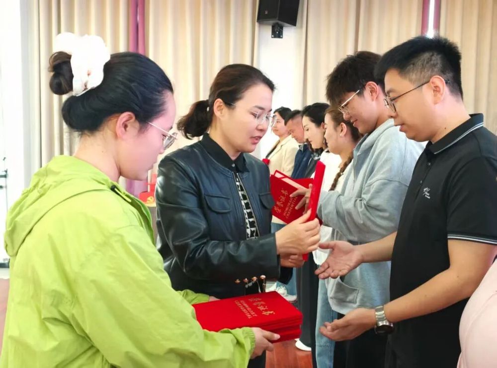以网为媒讲温泉 以文聚力促发展 - 图1