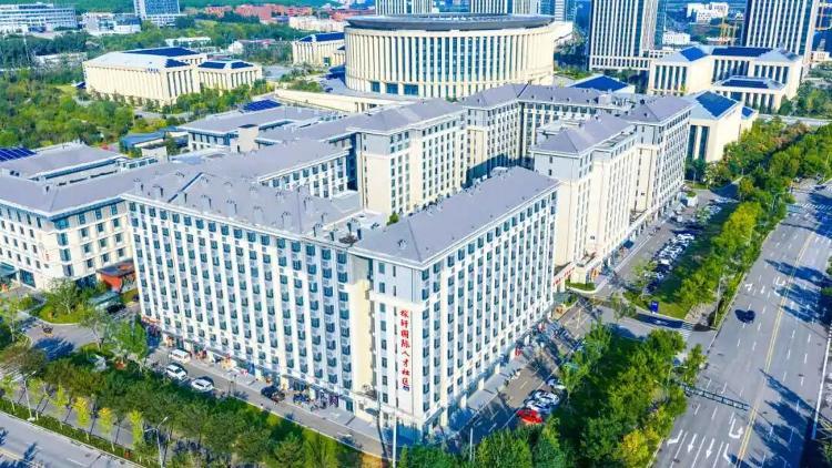 “聚才筑巢”：历城控股集团绘就“与人才共成长”发展画卷 - 图4