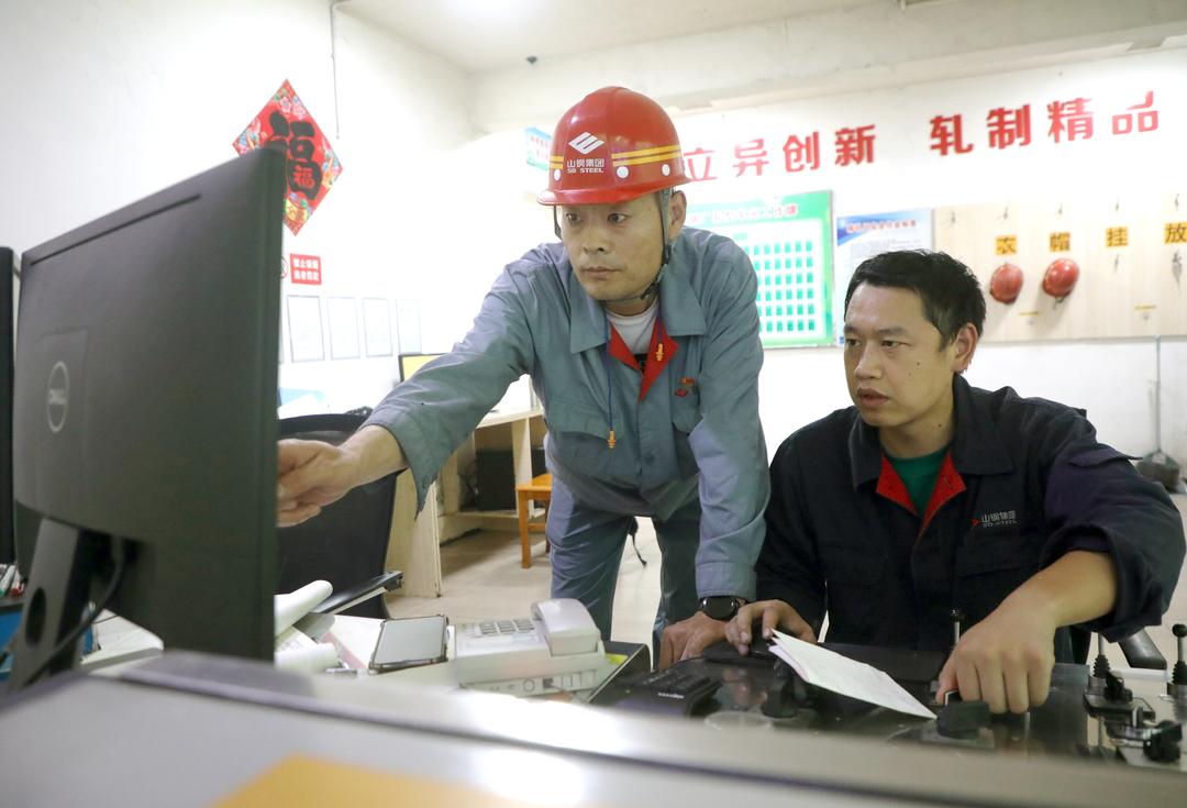 给推土机穿上“中国鞋”，山钢股份闯出高端机械型钢逆袭之路 - 图5