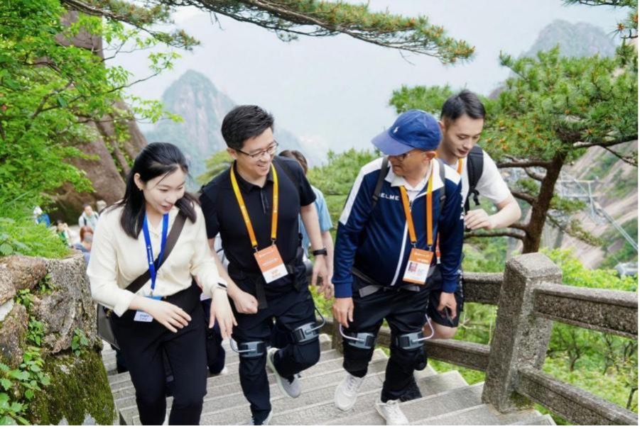 在世界市长对话中寻找遗产城市文旅新范式——专访黄山市市长何毅 - 图1
