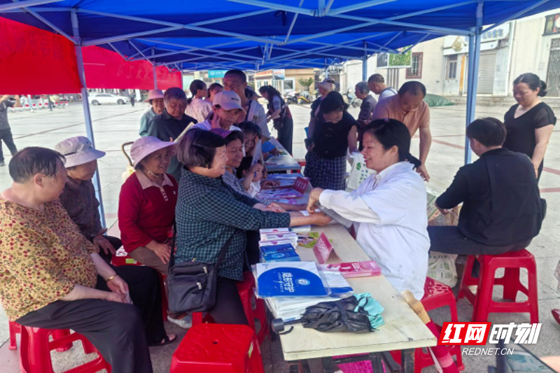 桂东县开展“5.29会员活动日”宣传服务活动 - 图2