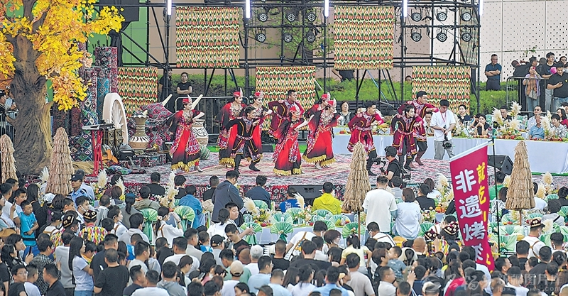 文旅添彩，活力涌动——探访假日消费市场 - 图1