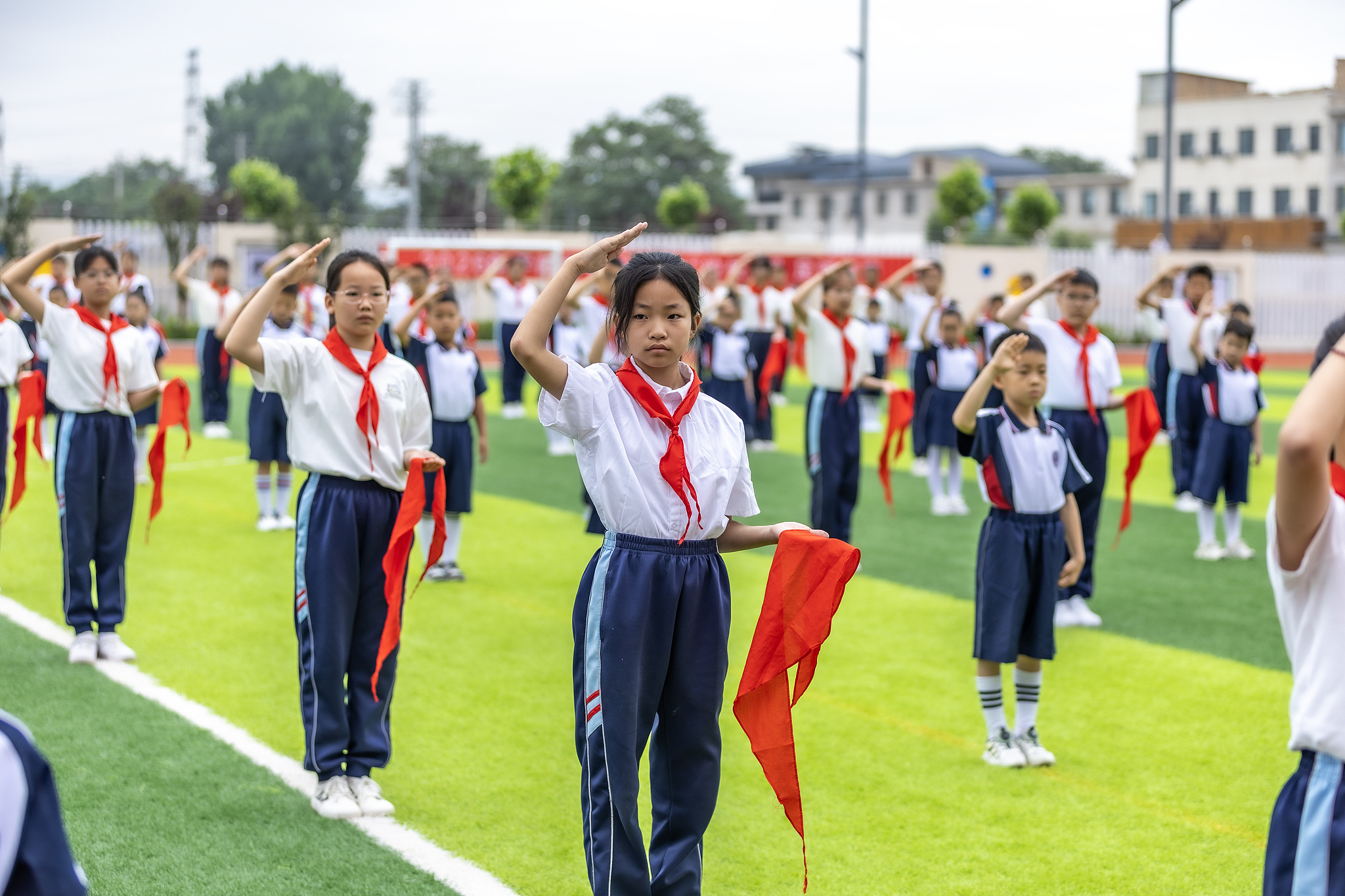 视频丨截至2025年底 全国共有少先队员1.12亿名 - 图1