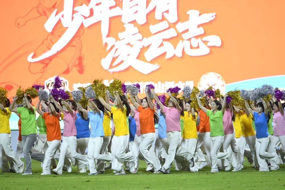 64名学子舞动赛场，青春风采点亮齐鲁超赛 - 图2