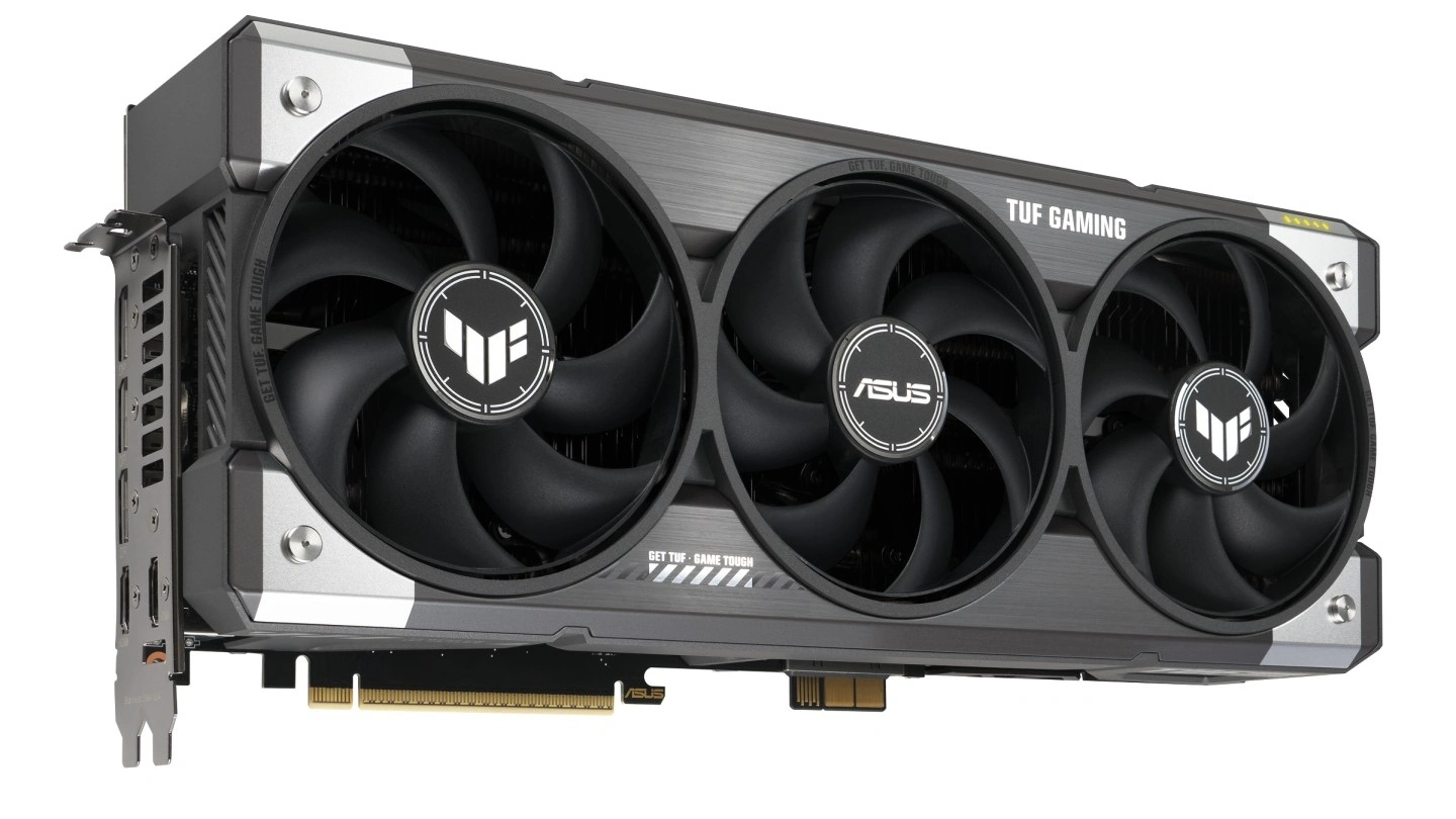 华硕推出BTF版TUF Gaming RTX 5080显卡，尺寸与原版一致 - 图3