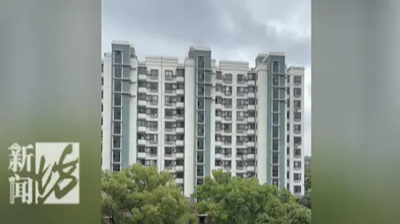小区发生火灾490个消防栓全没水：救命设施岂能沦为摆设丨中听 - 图1