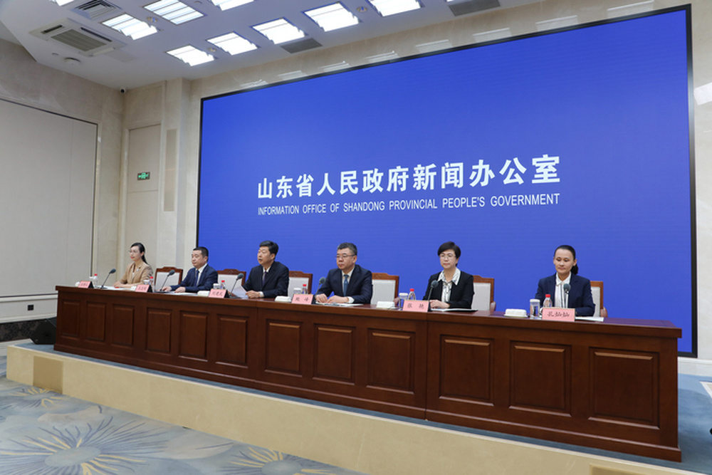 曲阜市小雪街道阮家村儿童主任孔灿灿：努力做好“村妈妈”，用爱心、细心和耐心守护孩子们茁壮成长 - 图1