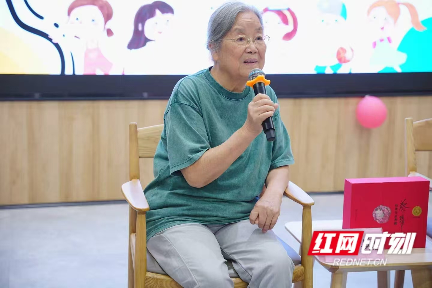 “六一”嘉年华亮相湖南省委机关图书馆 蔡皋携童趣书香陪孩子们过节 - 图2