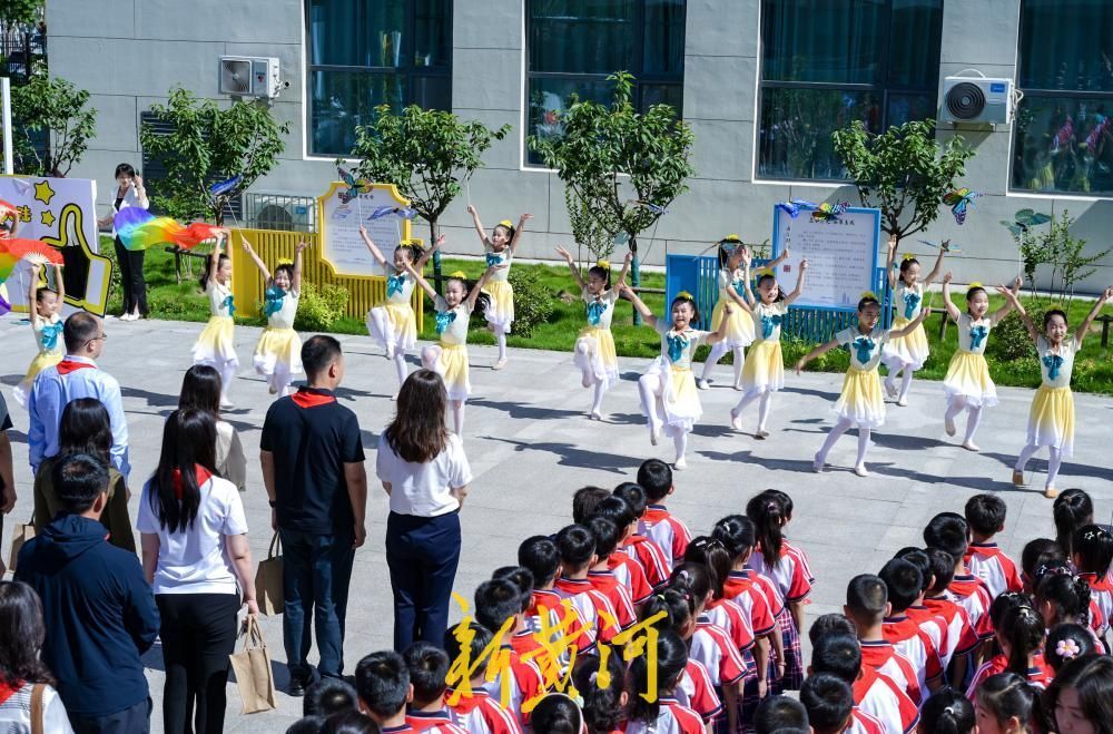 沉浸式探访校园！济南这所学校School-walk活动展现育人硕果 - 图16