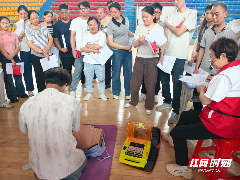 赋能企业发展 筑牢安全根基 汝城200余名企业职工集中“充电” - 图2