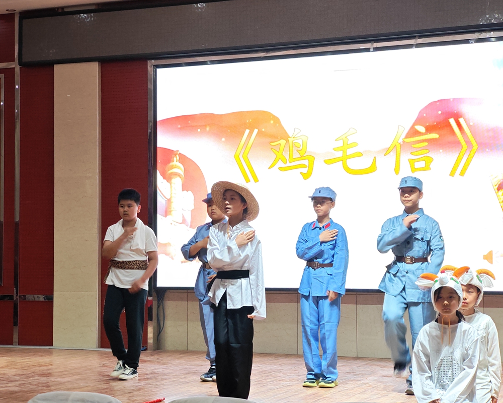 哇！书本里的故事“活”啦！祥云娃舞台上“演”出大梦想 - 图5