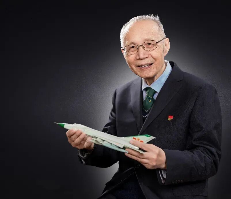 “歼-8之父”、“两院”院士顾诵芬逝世，享年96岁！半年前在人民日报刊文 - 图2