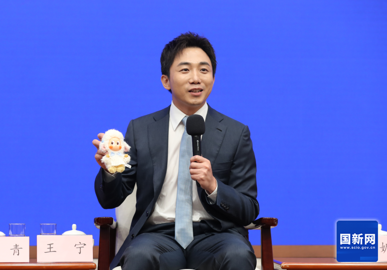 这俩“85后”豫商有啥来头 同时被国新办请上台│豫观察 - 图2