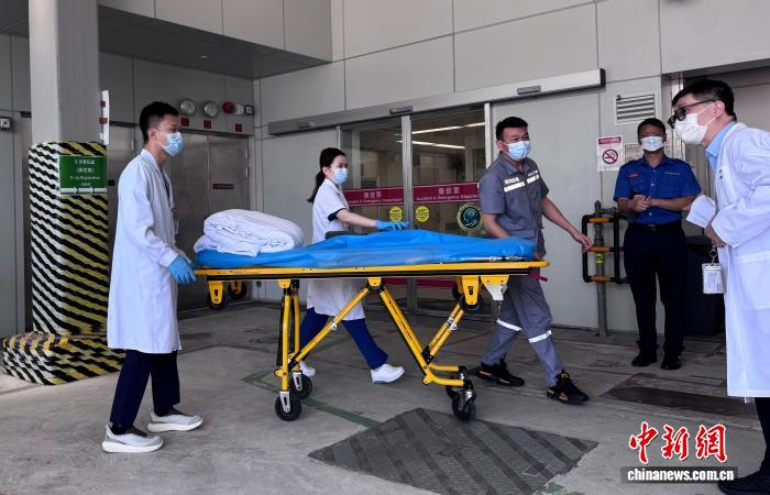“大湾区跨境直通救护车试行计划”首名患者成功由香港转至珠海 - 图1