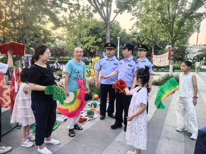 静候花开为梦护航，济南槐荫公安空地联动守护中高考 - 图3