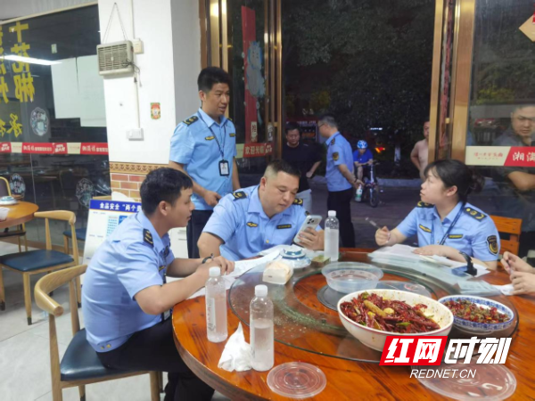 湖南祁阳：多部门联合执法 严打餐饮非法售卖野味行动 - 图1