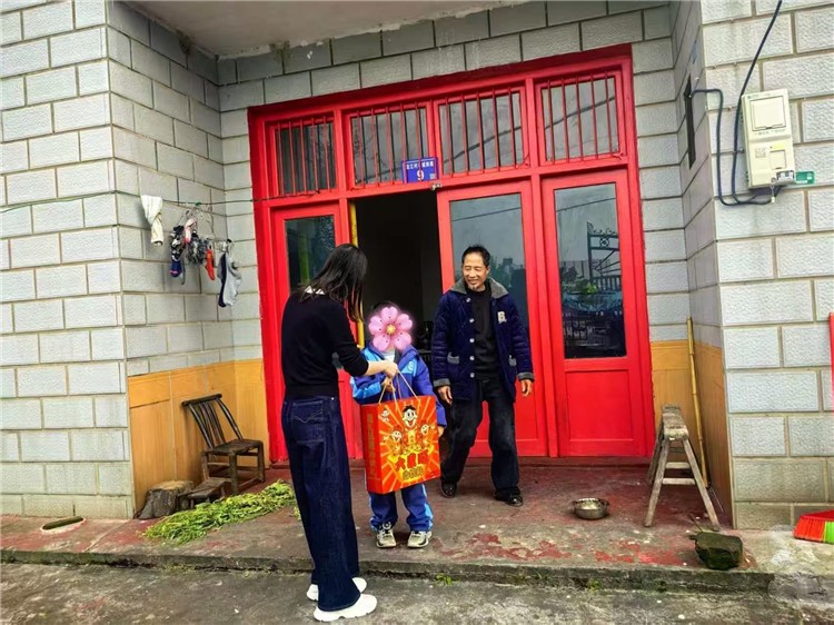 长沙市救助管理站、市未保中心多措并举关爱服务困境儿童 - 图3