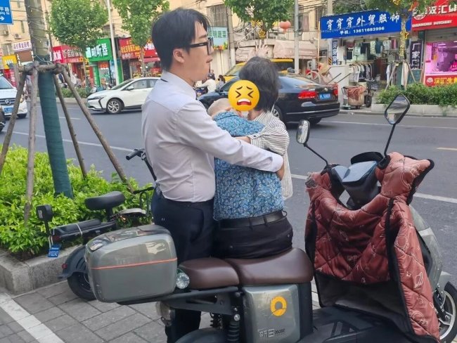 街头接连上演暖心救助，太平洋房屋为何成为“社区守护者”？ - 图1