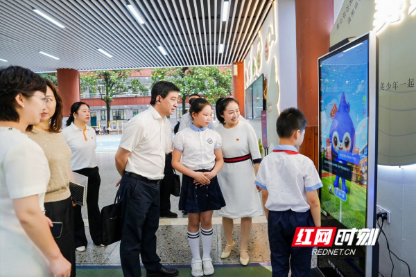 从“工具”到“智脑” 长沙探索人工智能与教育深度融合新路径 - 图3